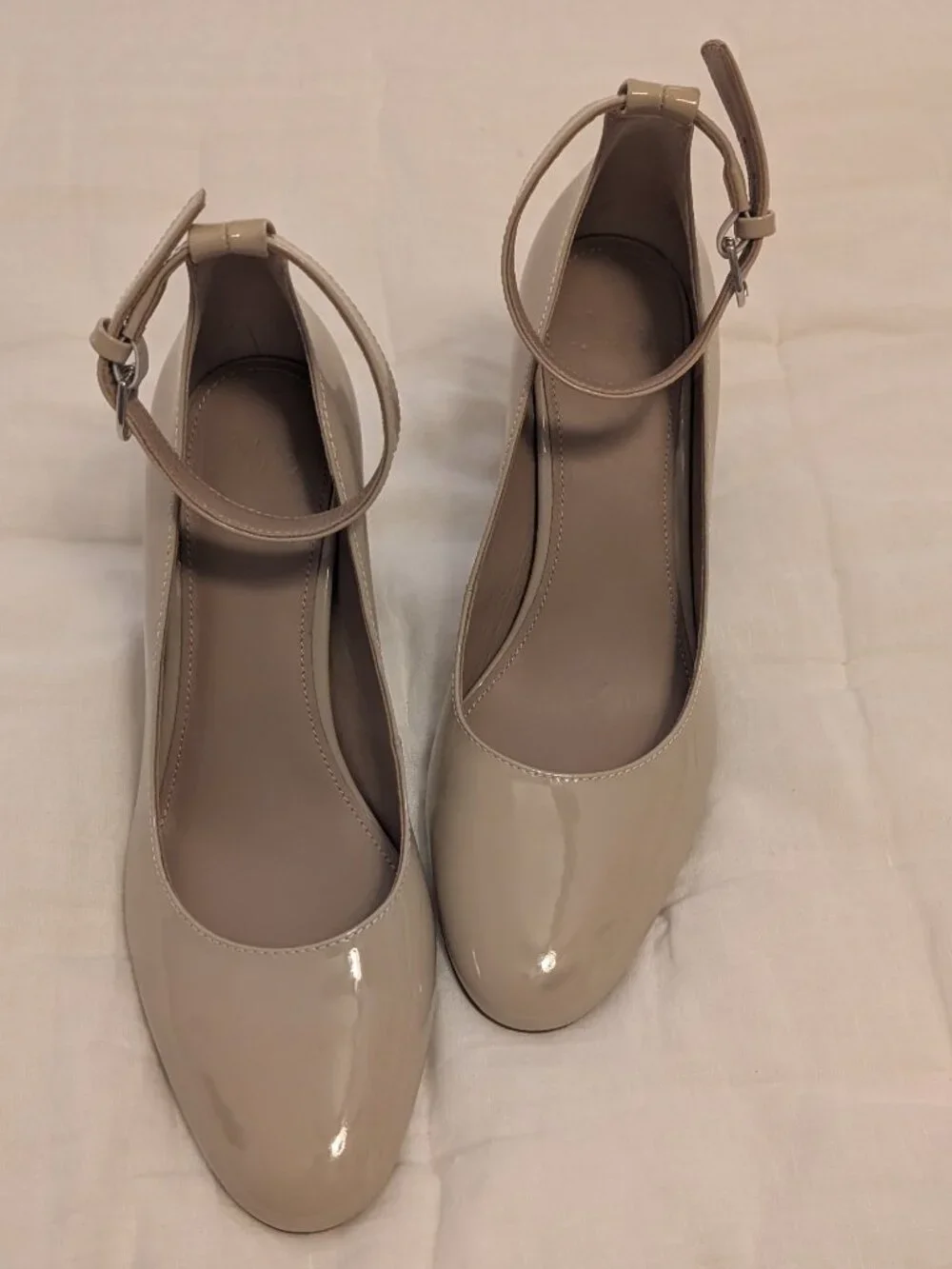 Wittner Nude Patent Leather Ankle Strap Block Heels Size 40